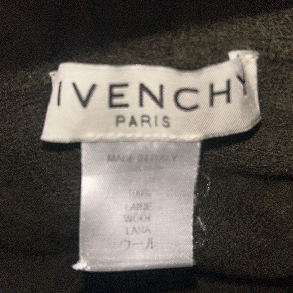 Givenchy Beene. - Picture 3 of 3